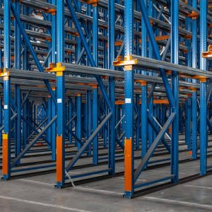 Kệ lái vào (Drive-in Racking)