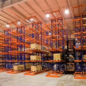 Kệ lối đi hẹp (Narrow Aisle Racking)